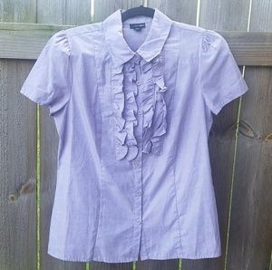 Short-sleeved, ruffled soft purple dress shirt